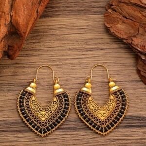 New Elegant Gold Tone and Black Boho Style Earrings